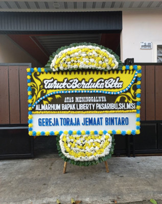 Papan Bunga Duka di Lae Parira